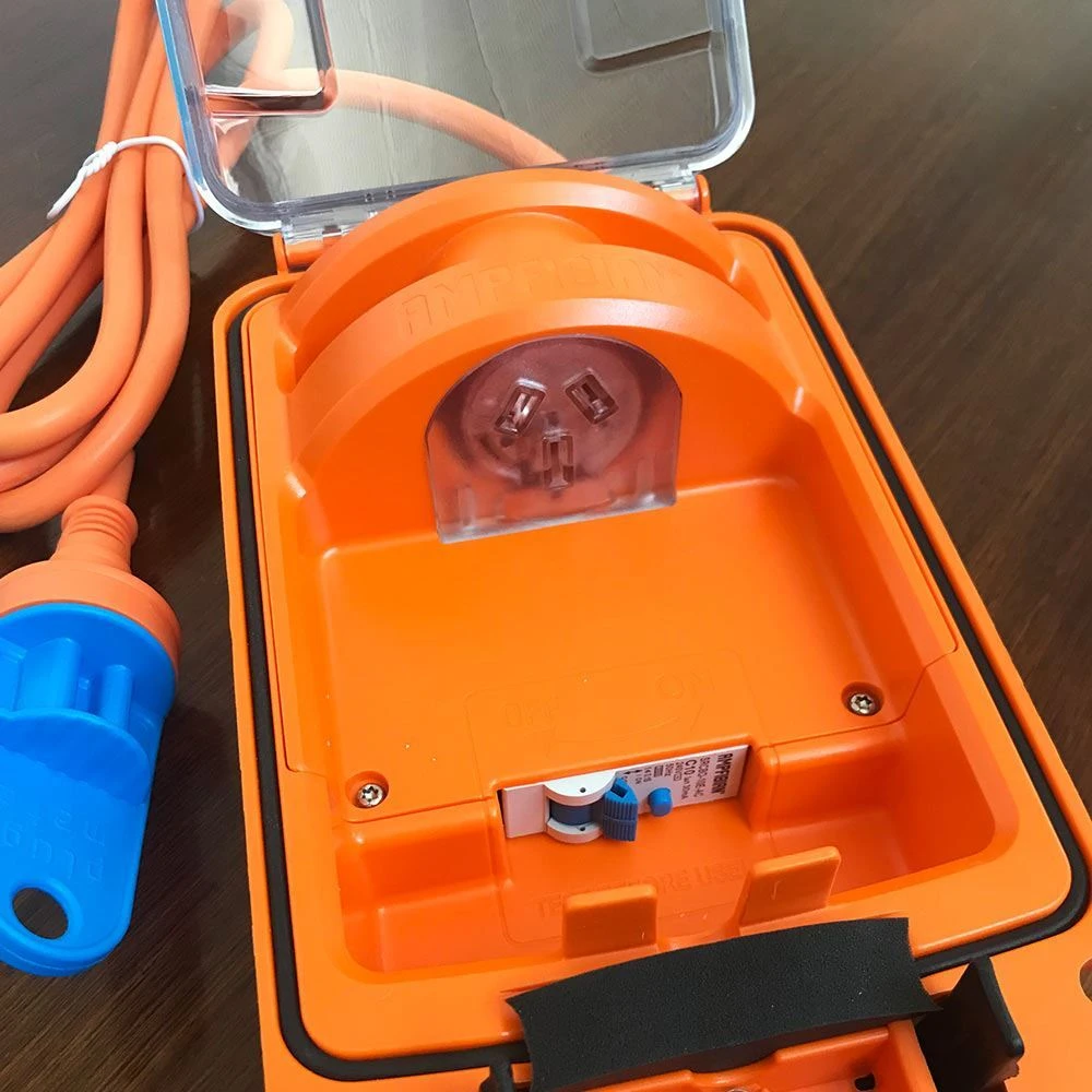 RV Plus 15A−10A Power Adapter 5 RV Plus 15A−10A Power Adapter - Image 3