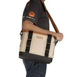 Thermos 18 Can Trailsman Insulated Cooler -Outdoor Camping Shop 1257770 18 can trailsman insulated cooler