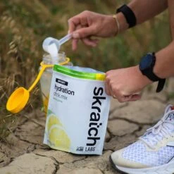 Skratch Labs Hydration Drink Mix 440g Lemon & Lime 20 Serve 11 Skratch Labs Hydration Drink Mix 440g Lemon & Lime 20 Serve -Outdoor Camping Shop 1275753 skr sport hydration drink mix 400g resealable pouch lemons limes
