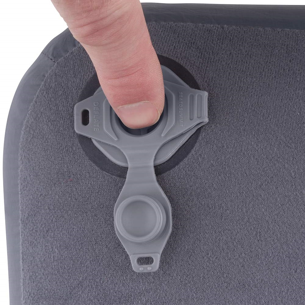 Sea To Summit Aeros Down Pillow Deluxe 9 Sea To Summit Aeros Down Pillow Deluxe - Image 7